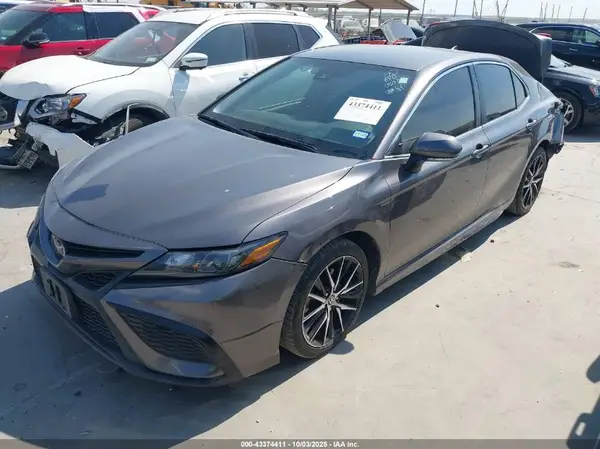 4T1G11AK8PU744641 2023 TOYOTA CAMRY - Image 2