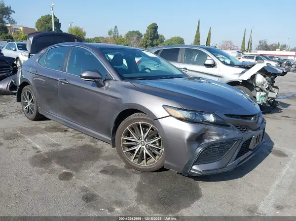 4T1G11AK8PU744929 2023 TOYOTA CAMRY - Image 1