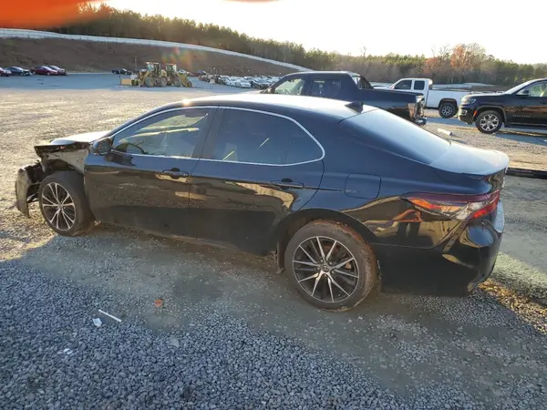 4T1G11AK8PU747118 2023 TOYOTA CAMRY - Image 2