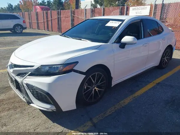 4T1G11AK8PU751461 2023 TOYOTA CAMRY - Image 2