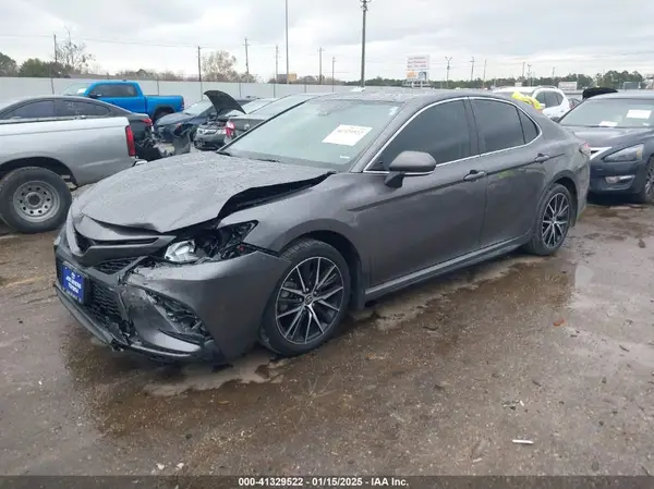 4T1G11AK8PU754215 2023 TOYOTA CAMRY - Image 2