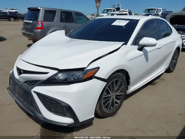 4T1G11AK8PU756448 2023 TOYOTA CAMRY - Image 2