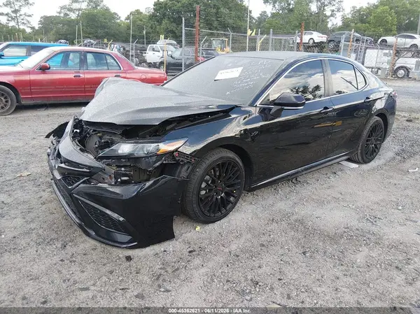 4T1G11AK8PU757258 2023 TOYOTA CAMRY - Image 2