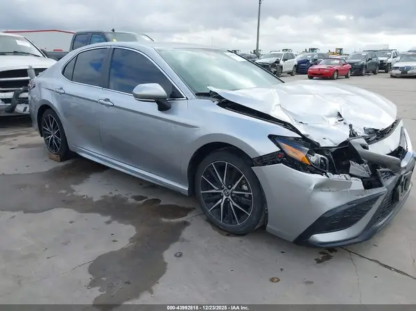 4T1G11AK8PU768759 2023 TOYOTA CAMRY - Image 1