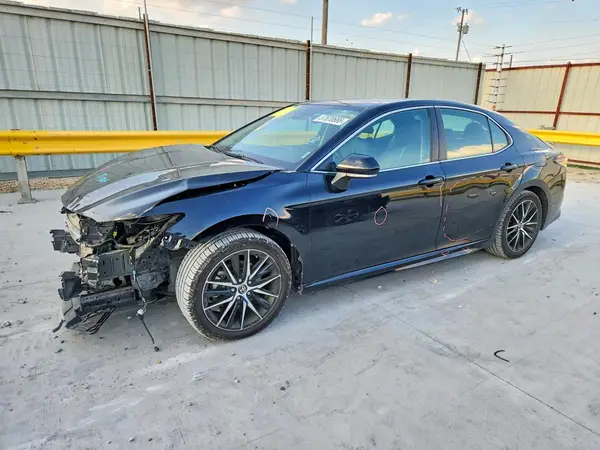 4T1G11AK8PU769880 2023 TOYOTA CAMRY - Image 1