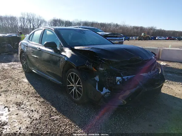 4T1G11AK8PU770009 2023 TOYOTA CAMRY - Image 1