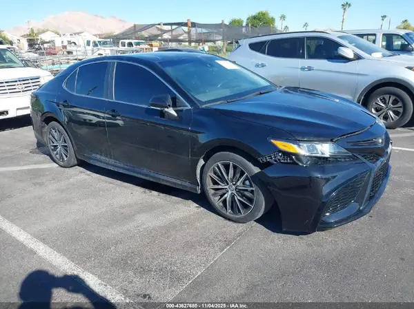 4T1G11AK8PU781446 2023 TOYOTA CAMRY - Image 1