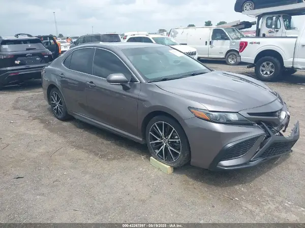 4T1G11AK8PU798523 2023 TOYOTA CAMRY - Image 1