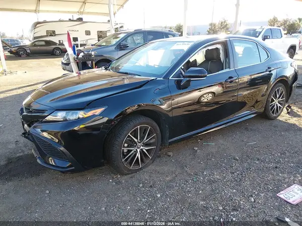 4T1G11AK8PU801064 2023 TOYOTA CAMRY - Image 2