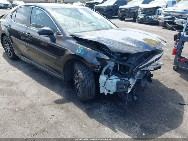 4T1G11AK8PU801081 2023 TOYOTA CAMRY - Image 1