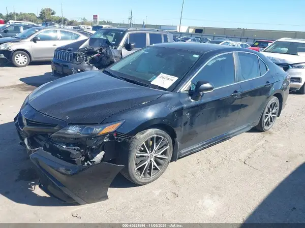 4T1G11AK8PU804157 2023 TOYOTA CAMRY - Image 2