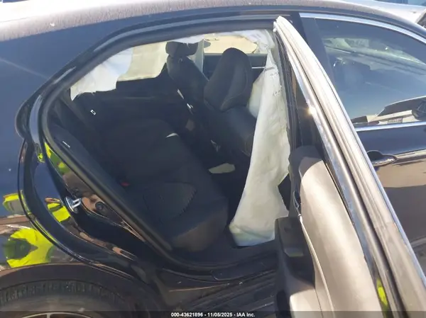 4T1G11AK8PU804157 2023 TOYOTA CAMRY - Image 8