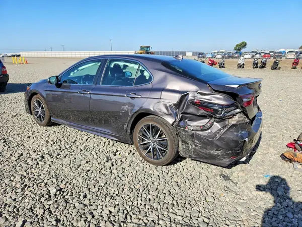 4T1G11AK8PU811061 2023 TOYOTA CAMRY - Image 2