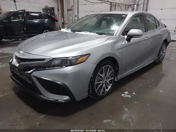 4T1G11AK8PU816874 2023 TOYOTA CAMRY - Image 2