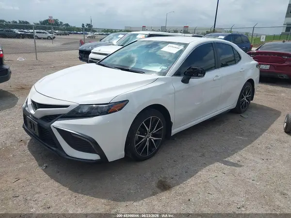 4T1G11AK8PU819726 2023 TOYOTA CAMRY - Image 2