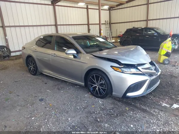 4T1G11AK8PU821802 2023 TOYOTA CAMRY - Image 1