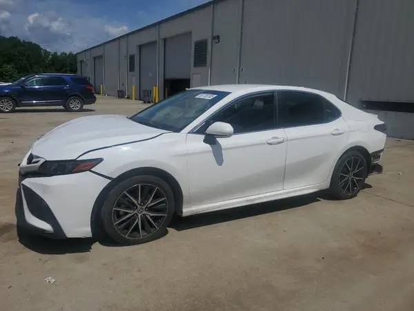 4T1G11AK8PU834419 2023 TOYOTA CAMRY - Image 1