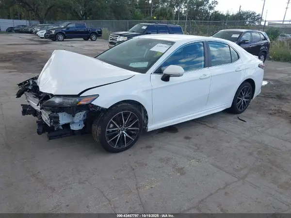 4T1G11AK8PU836655 2023 TOYOTA CAMRY - Image 2