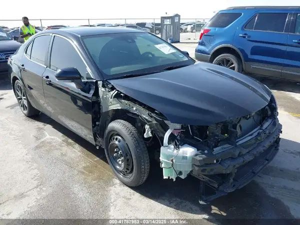 4T1G11AK8PU839068 2023 TOYOTA CAMRY - Image 1