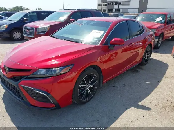 4T1G11AK8RU207352 2024 TOYOTA CAMRY - Image 2