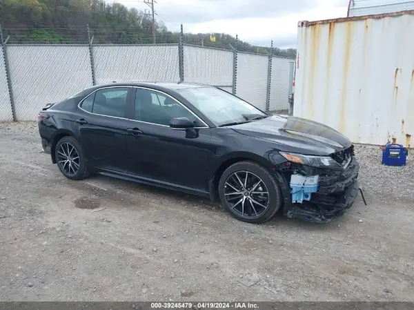 4T1G11AK8RU207531 2024 TOYOTA CAMRY - Image 1