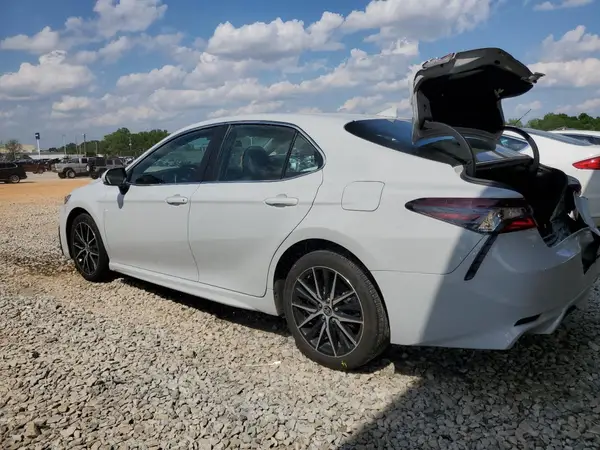 4T1G11AK8RU208159 2024 TOYOTA CAMRY - Image 2