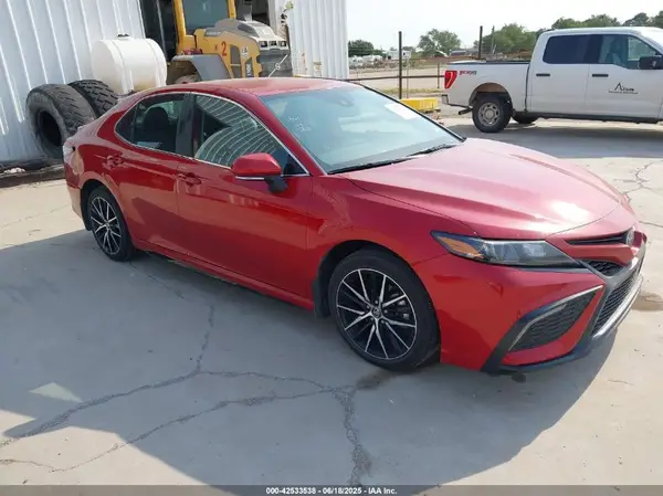 4T1G11AK8RU213734 2024 TOYOTA CAMRY - Image 1