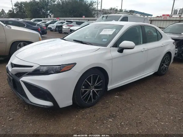 4T1G11AK8RU216469 2024 TOYOTA CAMRY - Image 2