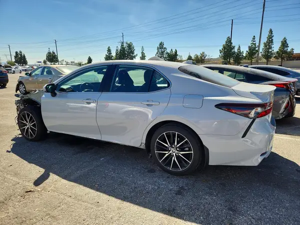 4T1G11AK8RU218349 2024 TOYOTA CAMRY - Image 2