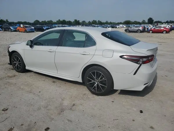 4T1G11AK8RU221509 2024 TOYOTA CAMRY - Image 2