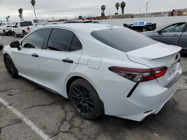 4T1G11AK8RU222787 2024 TOYOTA CAMRY - Image 2