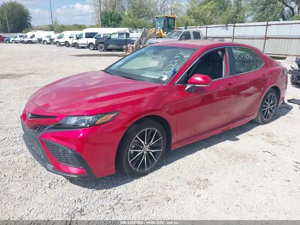 4T1G11AK8RU232297 2024 TOYOTA CAMRY - Image 2