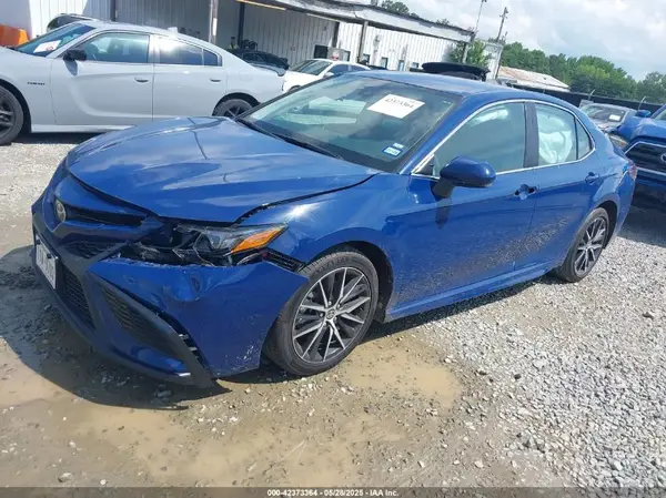 4T1G11AK8RU232333 2024 TOYOTA CAMRY - Image 2