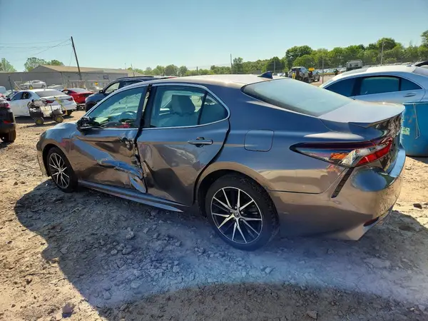 4T1G11AK8RU244255 2024 TOYOTA CAMRY - Image 2