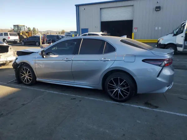 4T1G11AK8RU250122 2024 TOYOTA CAMRY - Image 2