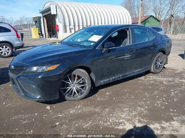 4T1G11AK8RU265753 2024 TOYOTA CAMRY - Image 2