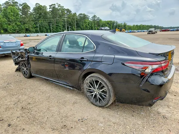 4T1G11AK8RU842300 2024 TOYOTA CAMRY - Image 2