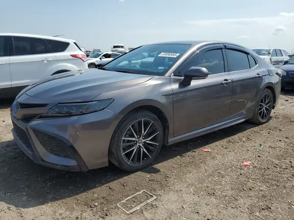 4T1G11AK8RU851367 2024 TOYOTA CAMRY - Image 1