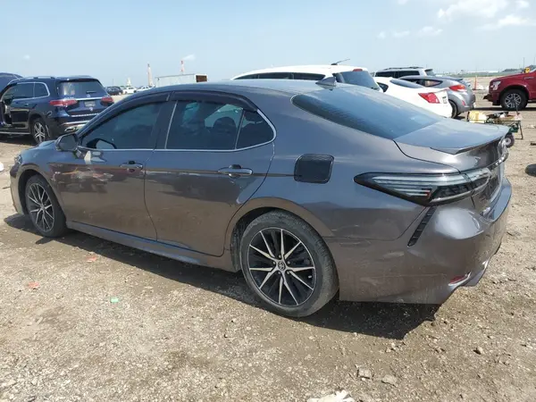 4T1G11AK8RU851367 2024 TOYOTA CAMRY - Image 2