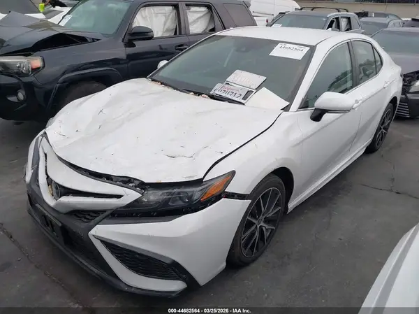 4T1G11AK8RU874891 2024 TOYOTA CAMRY - Image 2