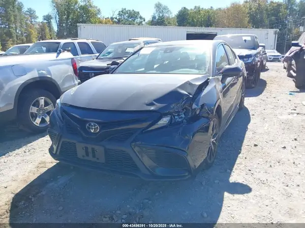 4T1G11AK8RU894798 2024 TOYOTA CAMRY - Image 2