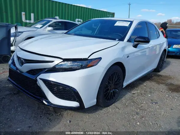 4T1G11AK8RU895319 2024 TOYOTA CAMRY - Image 2