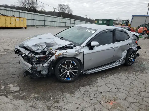 4T1G11AK8RU899032 2024 TOYOTA CAMRY - Image 1