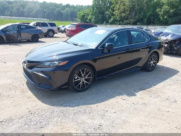 4T1G11AK8RU902981 2024 TOYOTA CAMRY - Image 2
