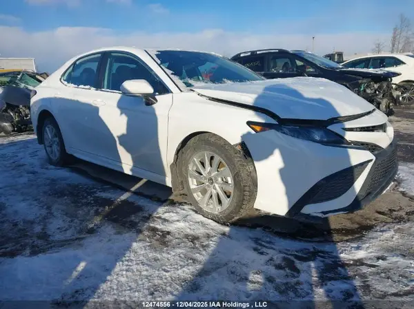 4T1G11AK8RU903046 2024 TOYOTA CAMRY - Image 1