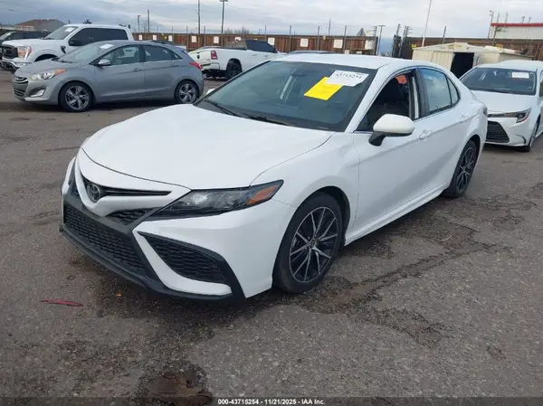4T1G11AK8RU903368 2024 TOYOTA CAMRY - Image 2