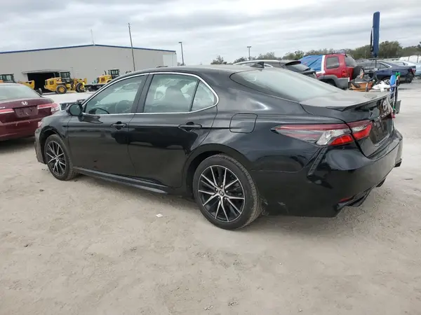 4T1G11AK8RU911888 2024 TOYOTA CAMRY - Image 2