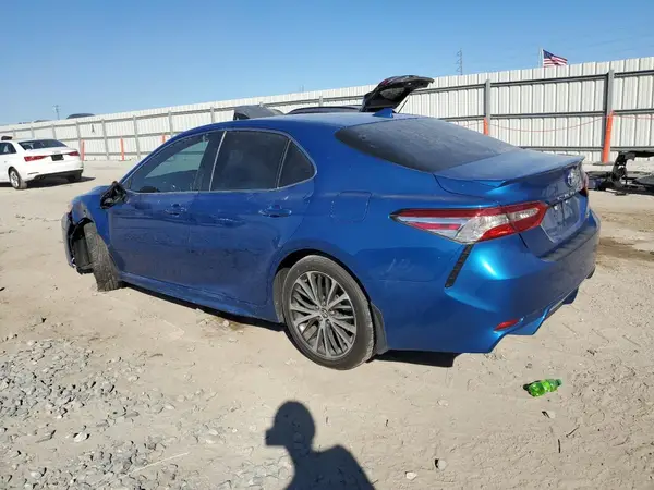 4T1G11AK9LU305183 2020 TOYOTA CAMRY - Image 2