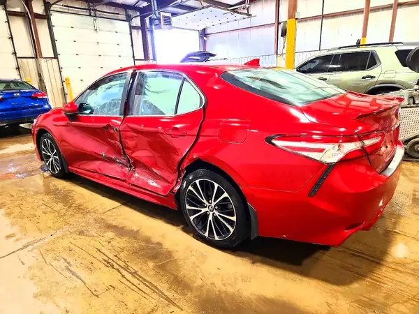 4T1G11AK9LU310318 2020 TOYOTA CAMRY - Image 2