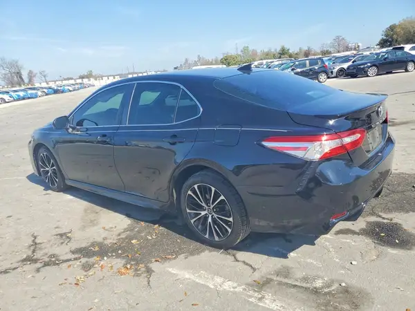 4T1G11AK9LU322338 2020 TOYOTA CAMRY - Image 2
